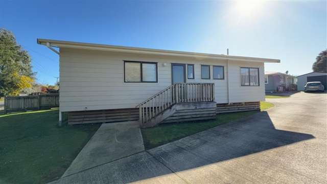 Three bedrooms, Low Maintenance living in Putaruru