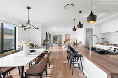 10 Blunden Road_2