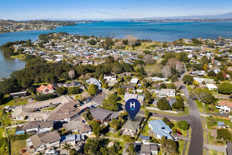 1 Marina Way Athenree_26