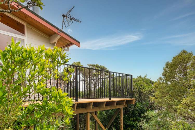 4 Baxter Way Karori_17