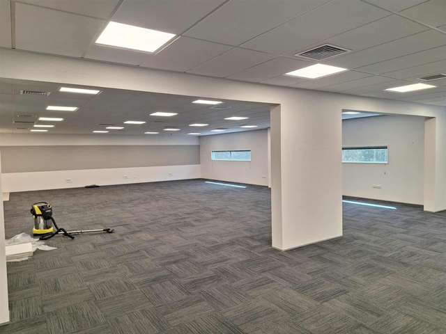 92 Russley Road Russley_4