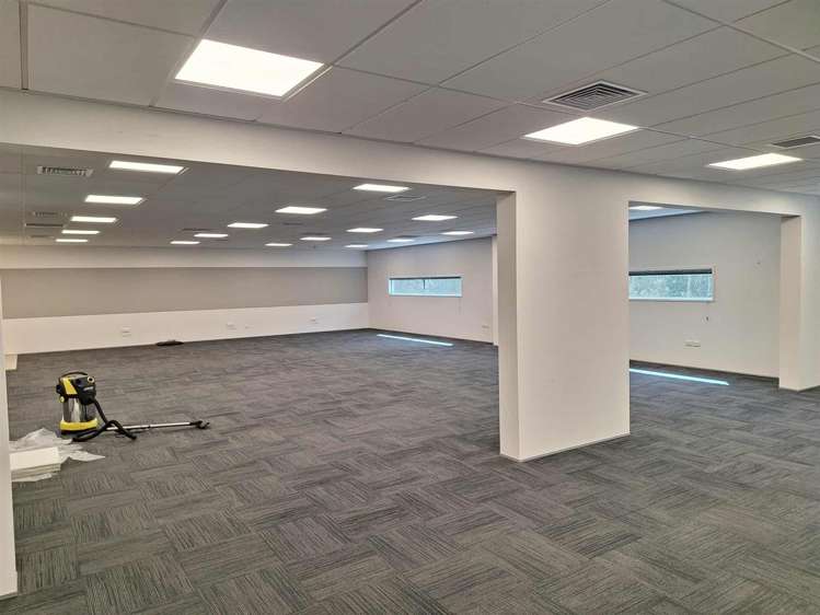 92 Russley Road Russley_4