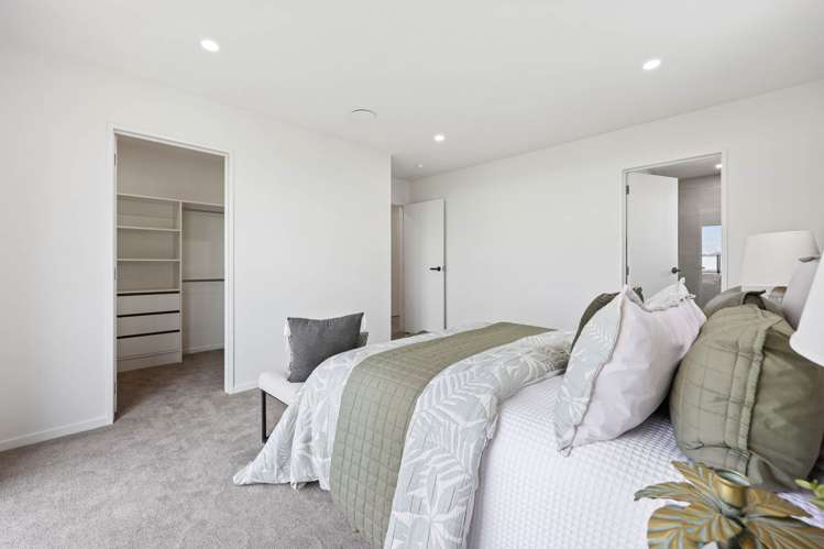 12B Butley Drive Farm Cove_29