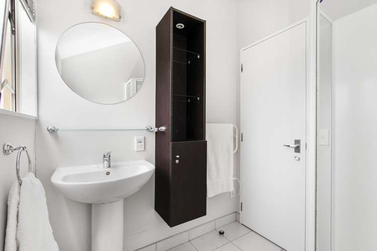 26 Kirikiri Lane East Tamaki_8