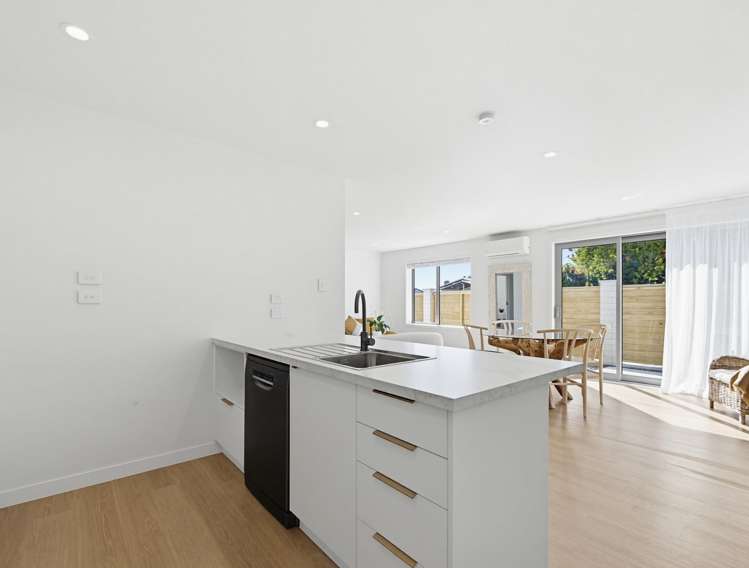 2/11 Landing Road Whakatane_8