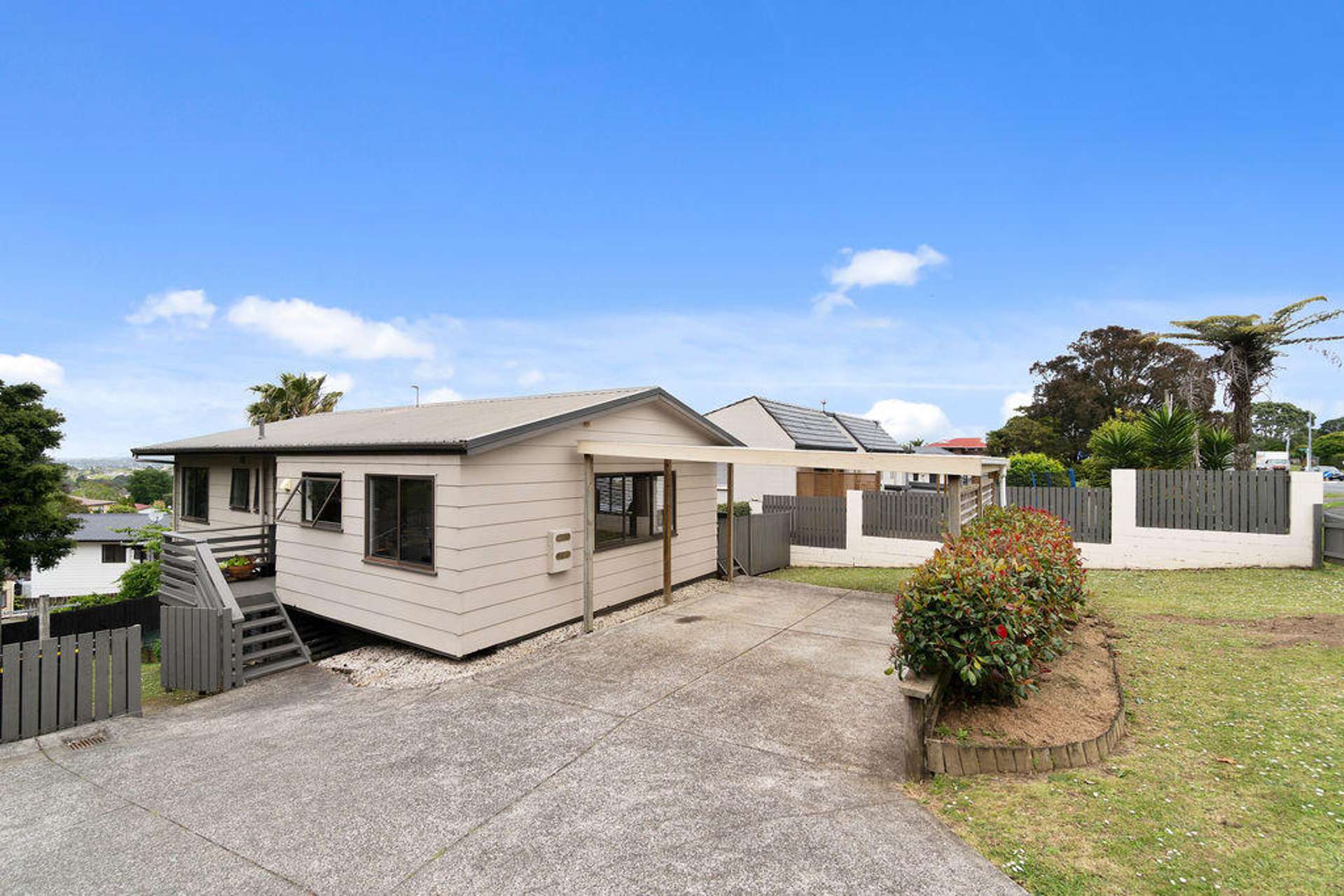 2/87 Hobsonville Road West Harbour_0