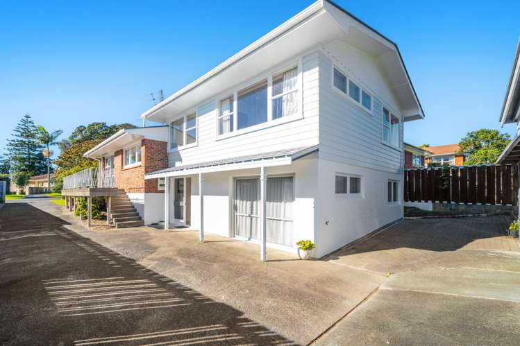 75 Lawrence Crescent_1