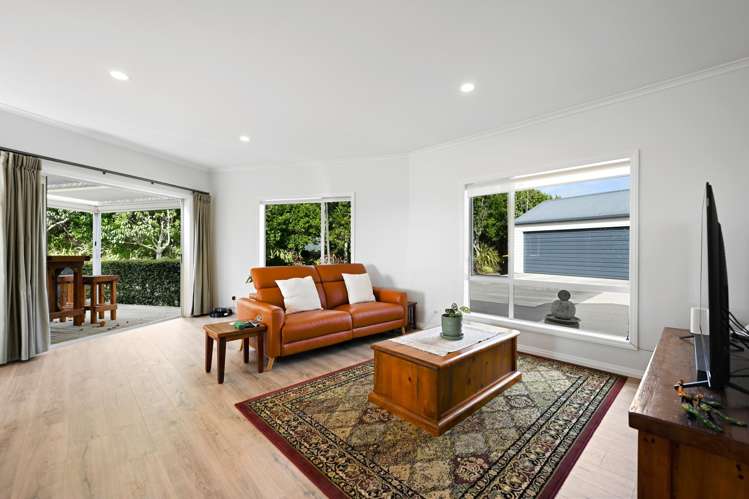 2/234 Gillard Road Ngahinapouri_11