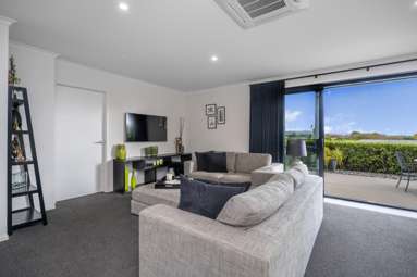 18 Vista Close_4