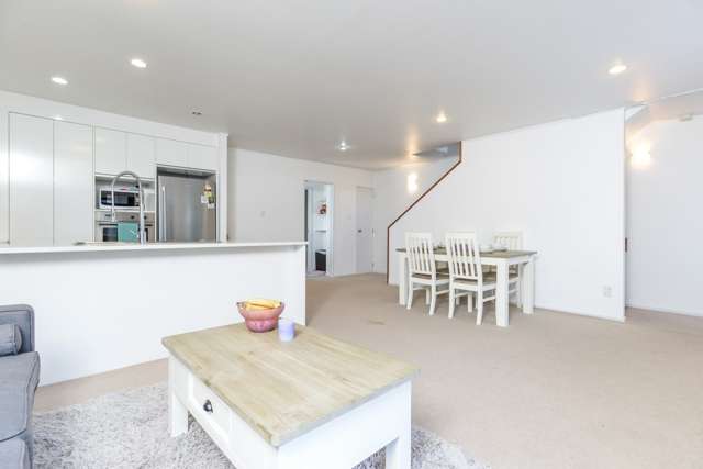 2/76 Galway Street Onehunga_4