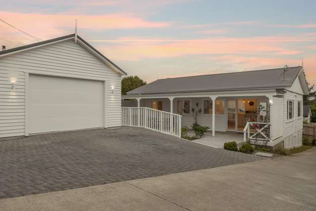 Character Cottage By The Sea