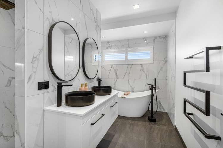 1 Moraine Street Lincoln_18