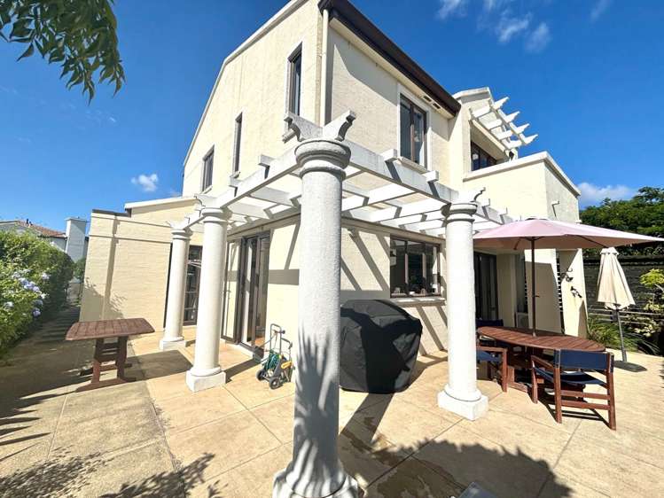 62 Salerno Rise Albany Heights_14