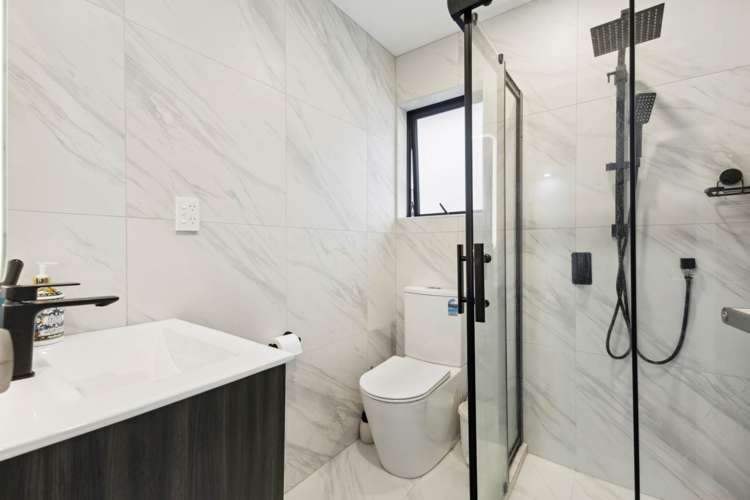 43f Beach Road Pahurehure_20