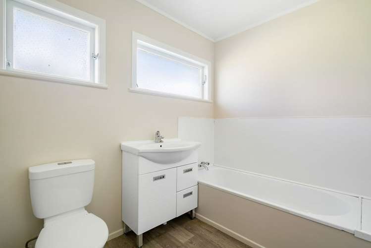 47 Eastburn Street Papakura_13