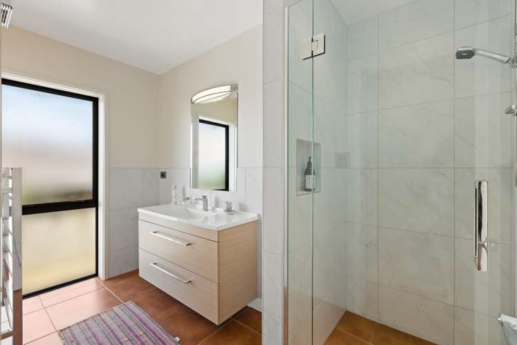 32 Seaview Crescent Hatfields Beach_26