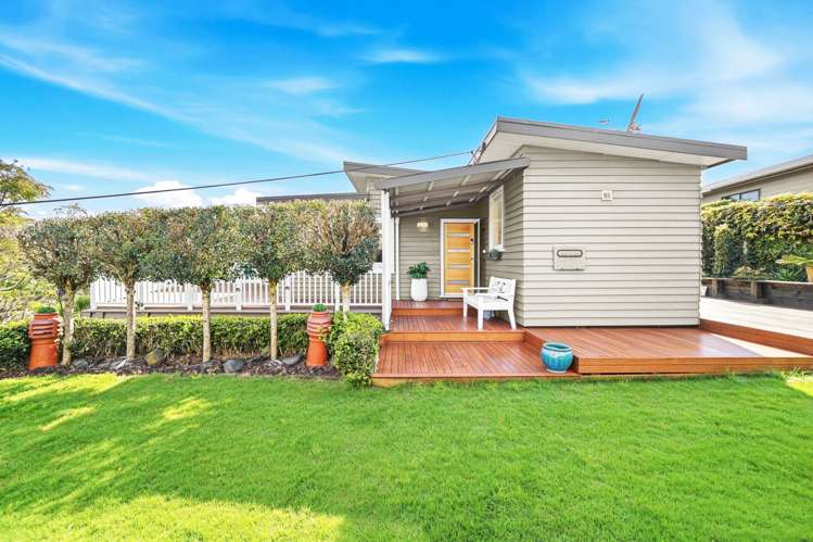 2/12 Philson Terrace Browns Bay_15