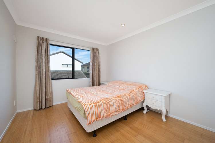 6 Manning Rise Flat Bush_20