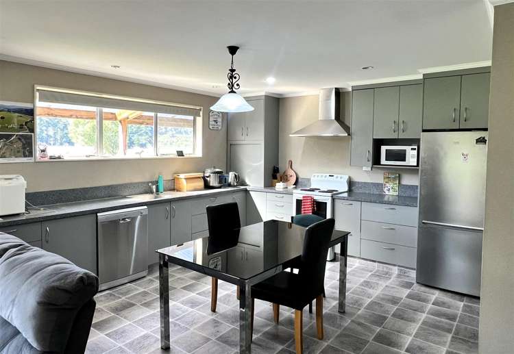 522 Gannon's Road Reefton_16