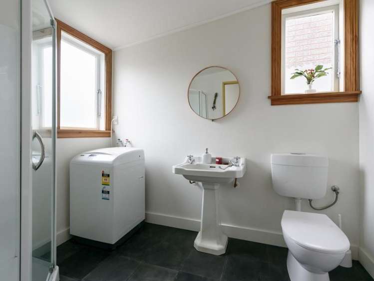 14 Luxford Street Berhampore_25