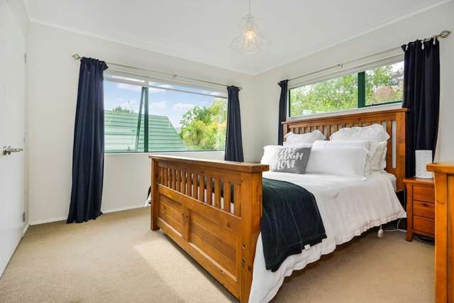 24 Brookvale Park Stanmore Bay_4