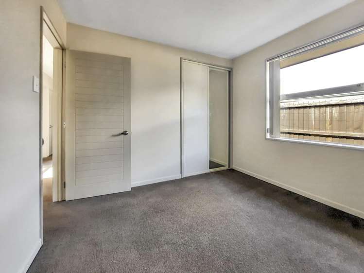 1 Crocus Lane 500081_8