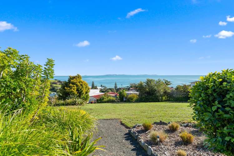37 Seaview Road Cable Bay_27