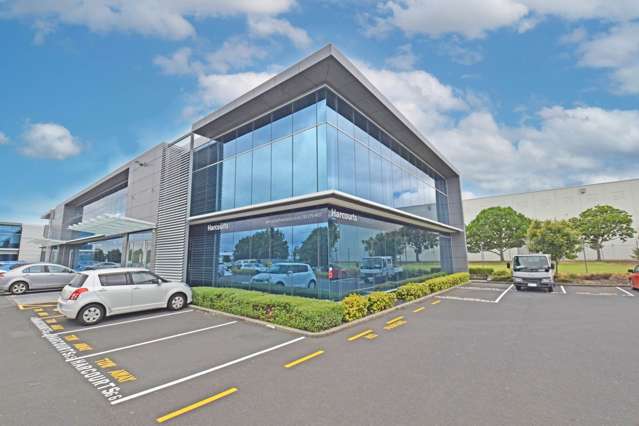 GROUND FLOOR OFFICE SHOWROOM