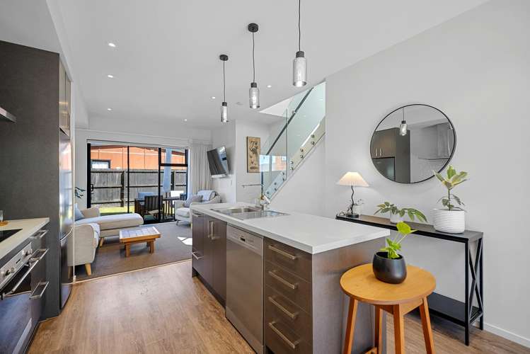 12 Packard Crescent_2