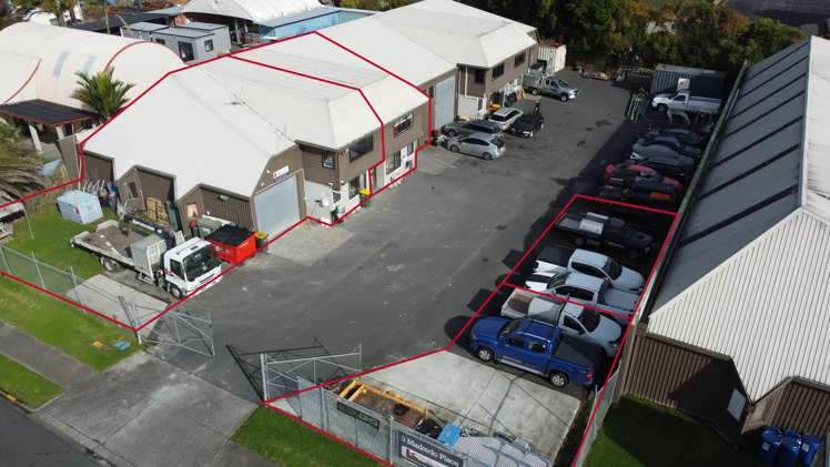 1 and 2/3 Markedo Place Papakura_11