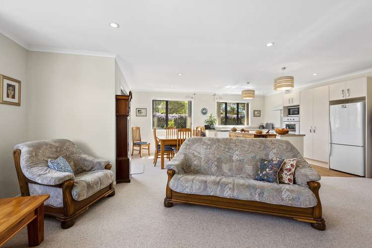 3b Oxford Crescent Ebdentown_5