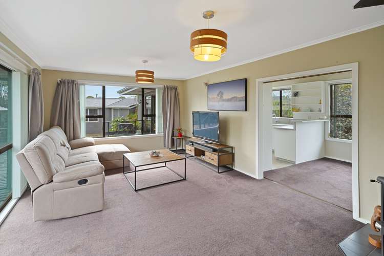 7 Adrian Place Shirley_9