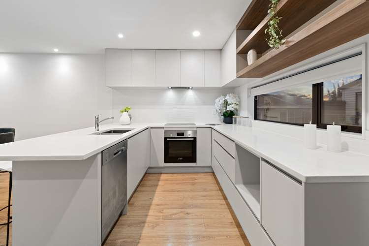 2d Fowler Street Northcote_7