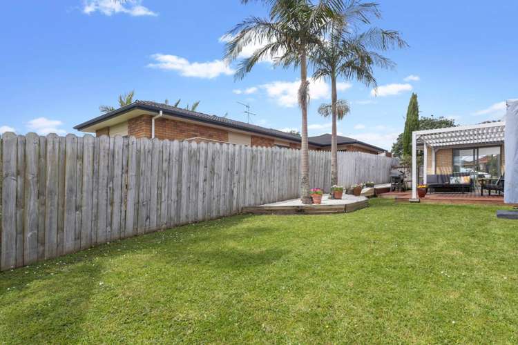 41 Robin Brooke Drive Flat Bush_16