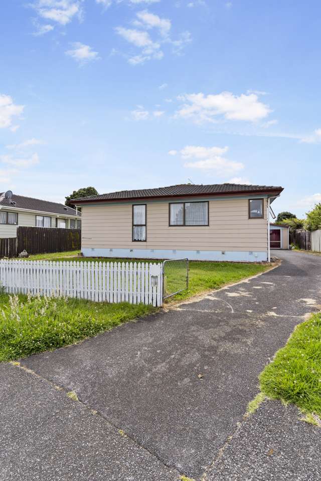 8 Kern Place Manurewa_1