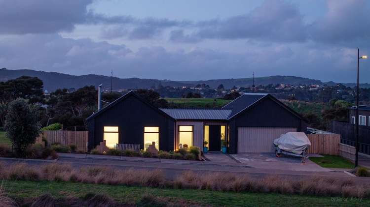 15 Ruruhi Street Raglan_31