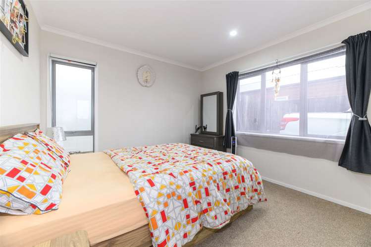 1 Honour Road Papakura_12