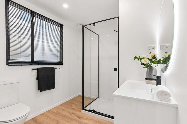 2/74 Parrs Cross Road Henderson_17