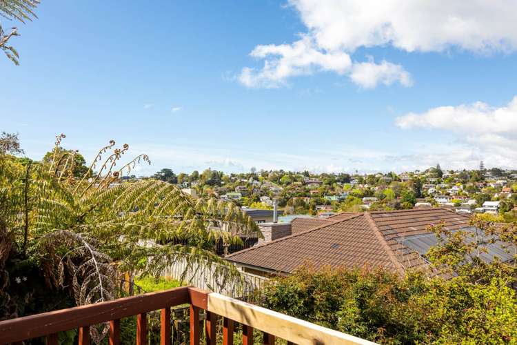 15 Montclair Rise Browns Bay_18