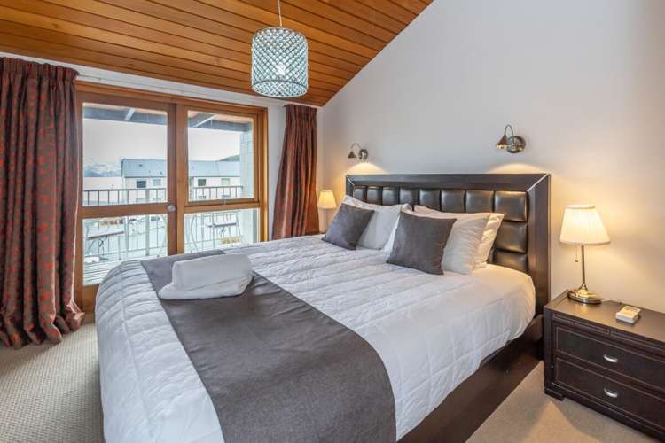 2 Aubrey Street Akaroa_13