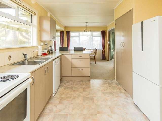 42 Lincoln Road Springvale_1