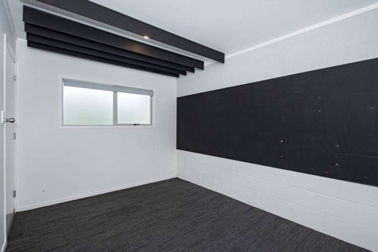 11a Lupton Avenue Kensington_5