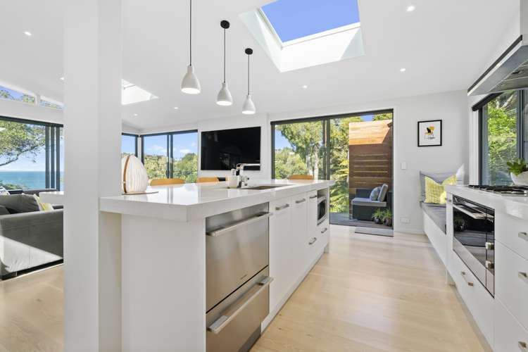 95 Wood Bay Road Titirangi_16