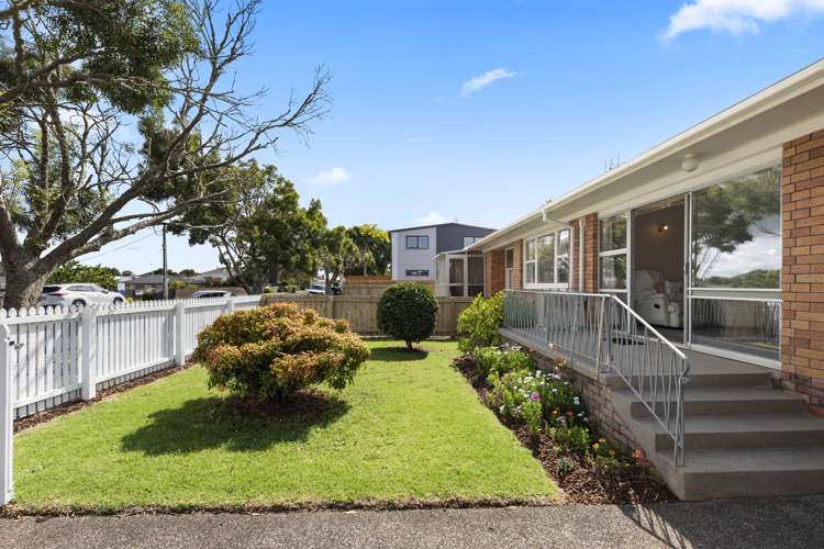 2/20 Victoria Street Pukekohe_19