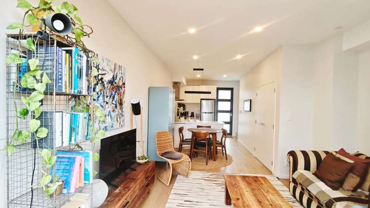 10B Sunward Rise Glenfield_1
