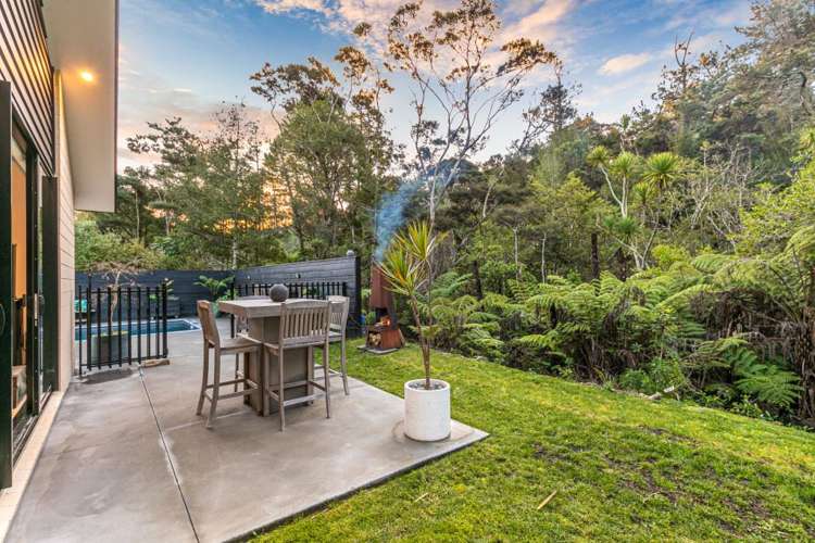 32a Bernard Magnus Lane Greenhithe_16