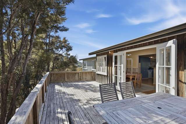 Private Escape Moments from the Lake