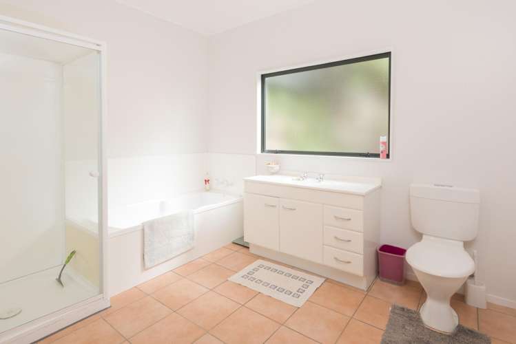 3 Ruataniwha Place Okiwi Bay_13