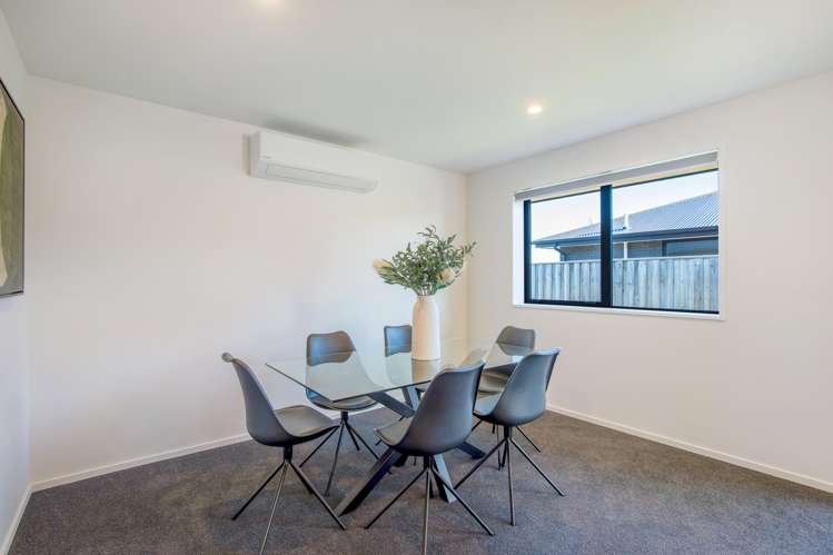 8 Edgar Way Rolleston_11