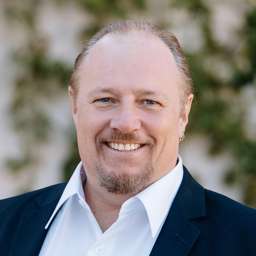 Aaron Peters